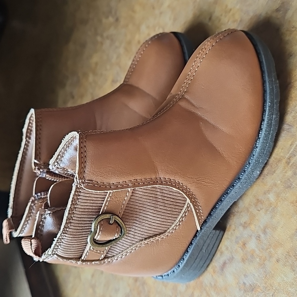 Carter's little girls brown Lena boots size 7M